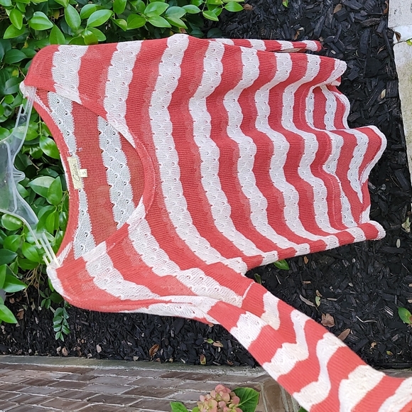 Vici Tops - Nwot Orange spring sweater